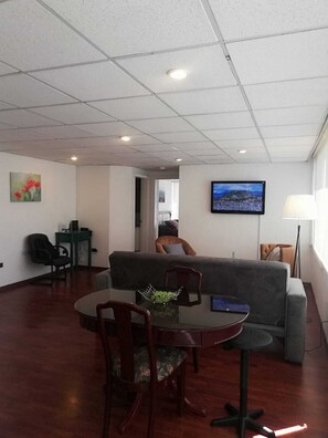 Unclassified image, 4 of 9, button - Beautiful Suite in the heart of Quito, (Quito)