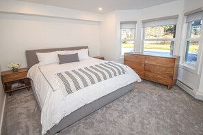 4 chambres, bureau, Wi-Fi gratuit, draps fournis