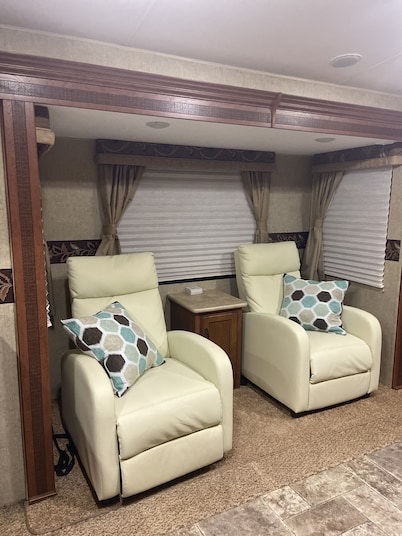 Quiet Getaway in Beautiful North Carolina!!