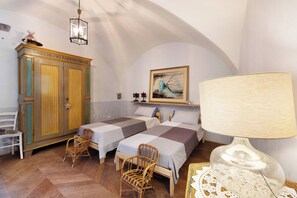 3 habitaciones, wifi gratis y ropa de cama