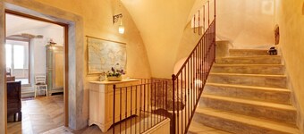 Apartment "Residenza Stoechas" with Sea View, Wi-Fi, Garden & Terrace