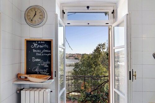 Apartment "Residenza Stoechas White" with Wi-Fi, Garden & Terrace