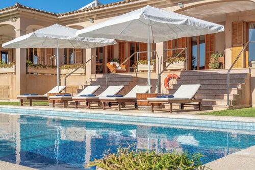 Villa "Vista Mar y Tierra" with Sea View, Pool, Garden, A/C & Wi-Fi