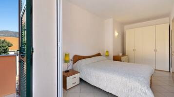 1 camera, ferro/asse da stiro, Wi-Fi gratuito, lenzuola