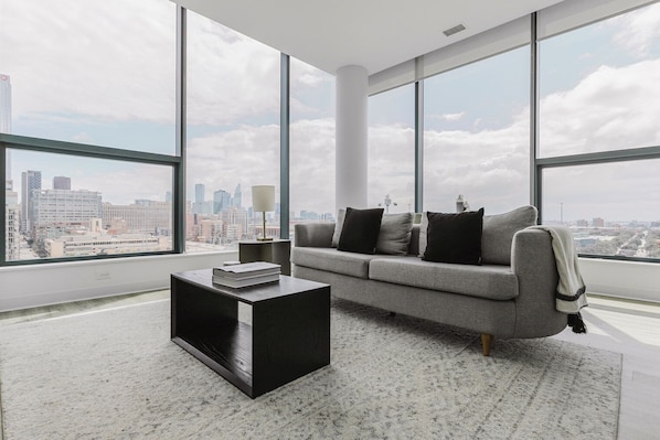 Fernseher, Stereoanlage