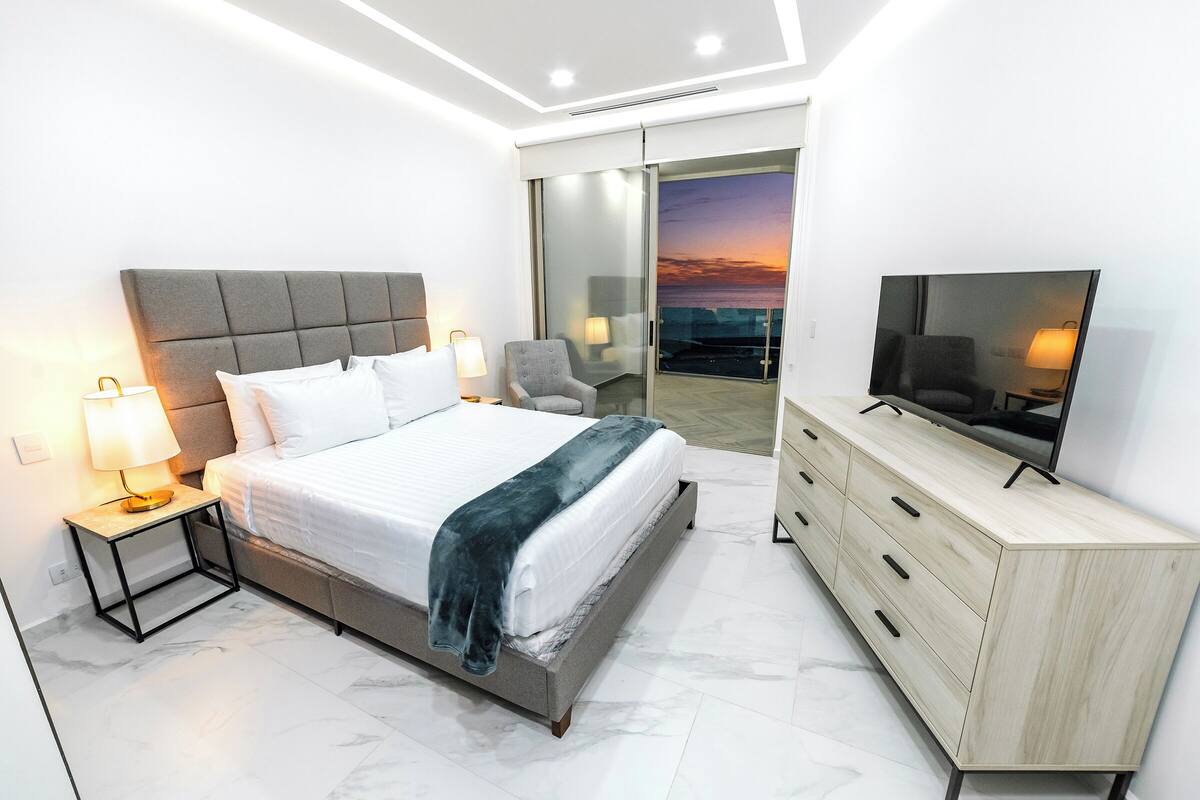 คลาสสิกอพาร์ทเมนท์, 3 ห้องนอน, วิวทะเล | Wi-Fi ฟรี, ห้องพักตกแต่งอย่างมีเอกลักษณ์, ตกแต่งพิเศษโดยเฉพาะ