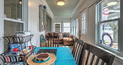 BREATHTAKING BUNGALOW-HOME AWAY FROM HOME