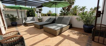 Beautiful La Perla Miguel