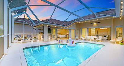 LUXURY Villa ALEXA Naples
Modern Voice controlled Villa with SALT WATER POOL