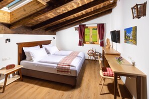 2 chambres, accĂšs Internet, draps fournis