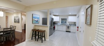 3B/2Bth + Dinning in Historical Tower District