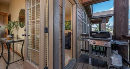 Buffalo Valley Condo: Decks, Lots of Space, 1-car garage