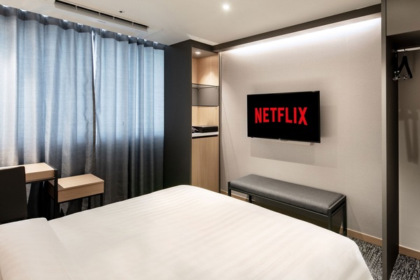 Standard Double Room | Desk, laptop workspace, blackout drapes, WiFi (free)
