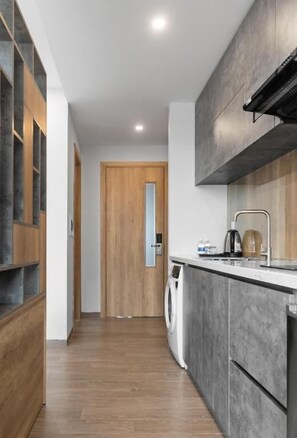 Studio | Minibar, Schreibtisch, Bettwäsche