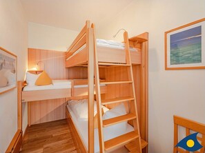 2 bedrooms, desk, travel crib, WiFi