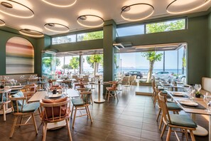 Breakfast, lunch and dinner served - Kosea Boutique Hotel (Kos)