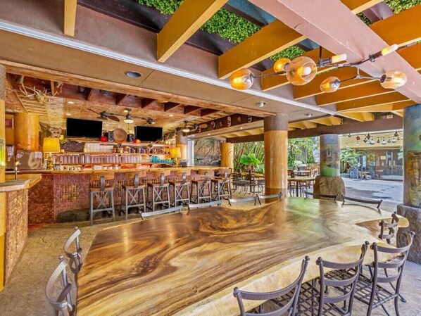 Bar (en la propiedad)