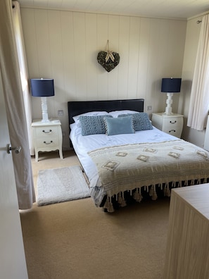 2 Schlafzimmer, Bügeleisen/Bügelbrett, Reisekinderbett, kostenloses WLAN