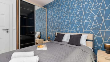 1 habitación, tabla de planchar con plancha, wifi y ropa de cama