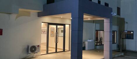 Dagelijks continentaal ontbijt inbegrepen