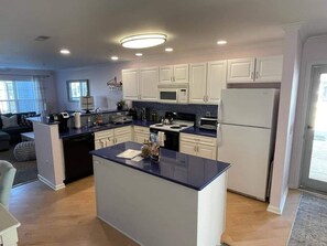 Fridge, microwave, oven, stovetop - Rehoboth 1st floor, End Unit Condo w/Pools & 5 Minute Bike Ride to Beach (Rehoboth Beach)