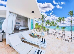 Sun deck
