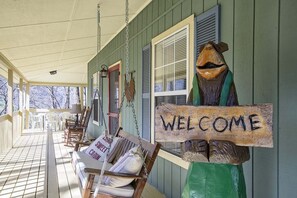 Exterior detail - The Cabin at Allison Falls (Maggie Valley)