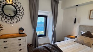 2 bedrooms, iron/ironing board, WiFi (free), bed sheets - Amber's Place, Cosy House With Pool and sea Views (Dubrovnik)