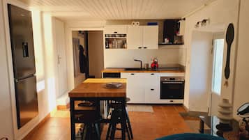House | Tempat makan