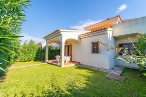 Exterior - Appartamenti l'Avru (San Teodoro)