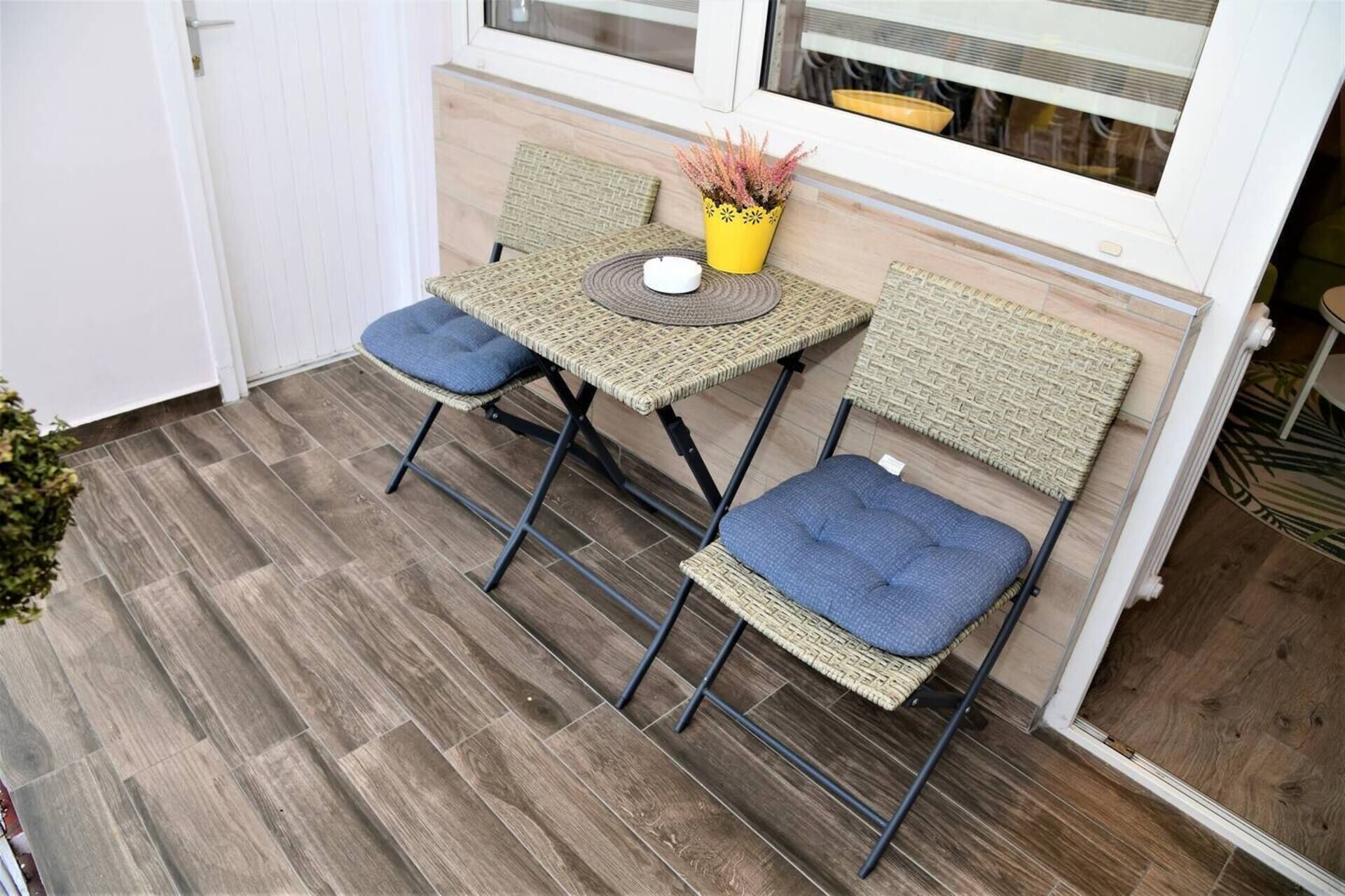 Apartment, 1 King Bed | Balcony