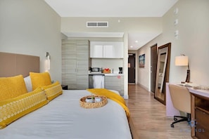 Desk, iron/ironing board, travel cot, WiFi