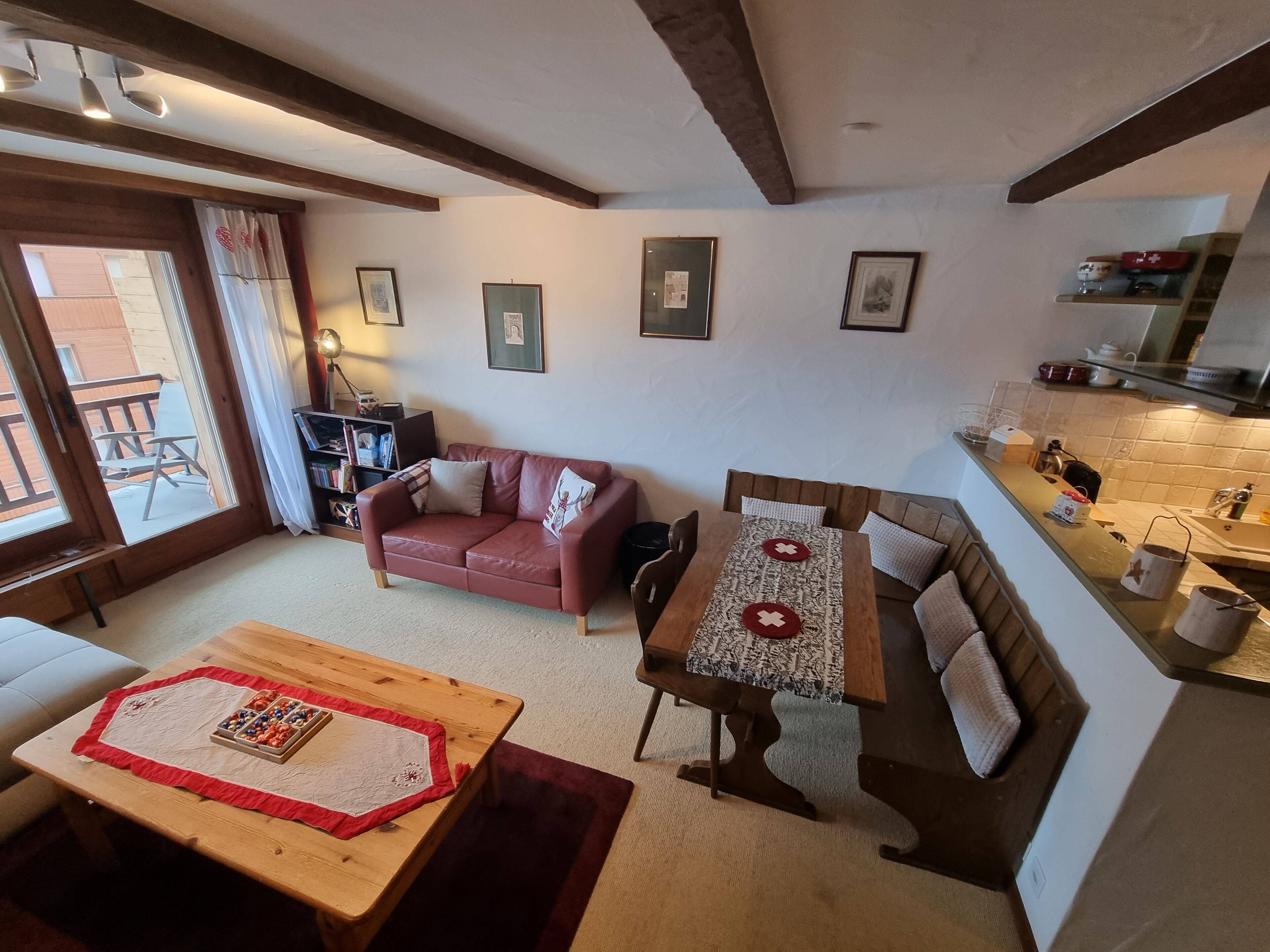 Very Central 2 Bedroom Flat With Kitchen, Semi-private Pool/gym/sauna, Views - Verbier