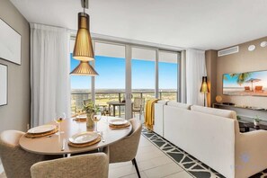 Unclassified image, 5 of 58, button