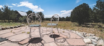 Crestone Mountain Retreat House: Quiet in Nature