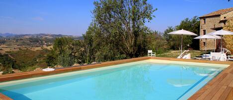 Alberca al aire libre