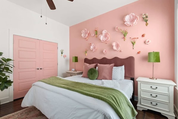 4 Schlafzimmer, Bügeleisen/Bügelbrett, WLAN, Bettwäsche