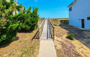 Property grounds - SHIP CO - Oceanside 5 BR home w/ Private Pool & Hot Tub (Southern Shores)