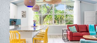 HeatedLargePool~Walk2Beach~FirePit~MiniGolf~2Kings~BeachGear~TikiHut~Bikes~Games