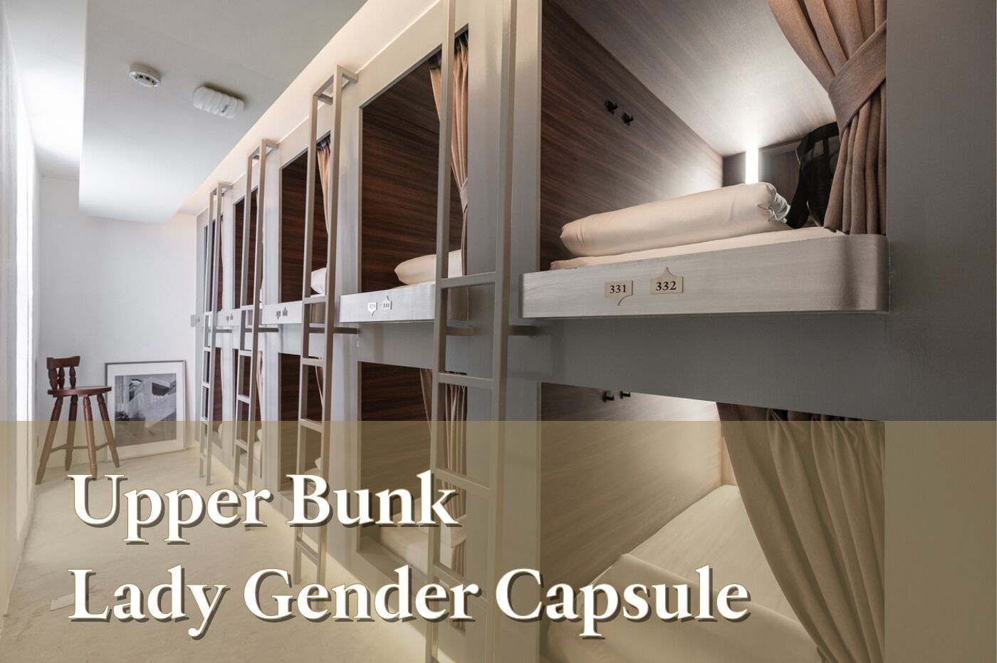 Upper Bunk Lady Capsule | Camas con pillow-top, minibar y caja de seguridad en la habitación 