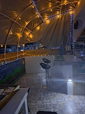 Bar (in der Unterkunft)