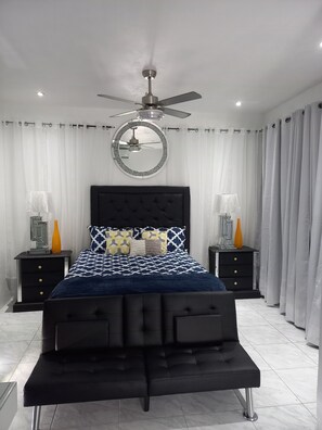 1 chambre, coffres-forts dans les chambres, bureau