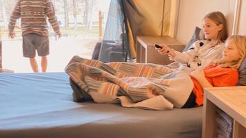 1 bedroom, free WiFi, bed sheets