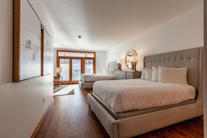1 habitación, escritorio, tabla de planchar con plancha y wifi gratis