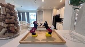 Interior - 4-Bedroom Vacation Home with Pool (Kissimmee)