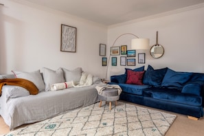 Panoramic Apartment, Private Bathroom, Garden View