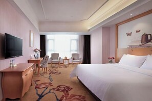 Room - Vienna Hotel (Xinyi Jiaoyucheng River View) (Xinyi)