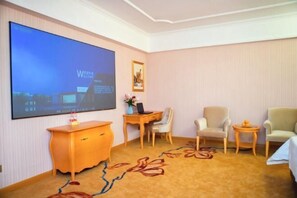 Room - Vienna Hotel (Xinyi Jiaoyucheng River View) (Xinyi)