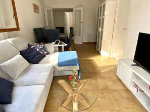 Smart TV - ⭐ Peaceful Bungalow 5min from beach + Pool and free Parking (Torrevieja)
