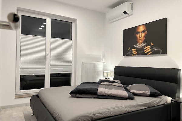 Royal Penthouse | 1 bedroom, in-room safe, individually decorated, individually furnished